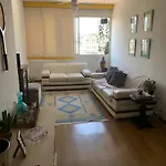 01 Quarto Aconchegante So Para 02 Pessoas Em Area Nobre