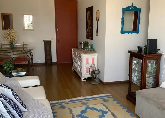 01 Quarto Aconchegante So Para 02 Pessoas Em Area Nobre